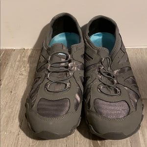 Gray Skechers Sneakers
